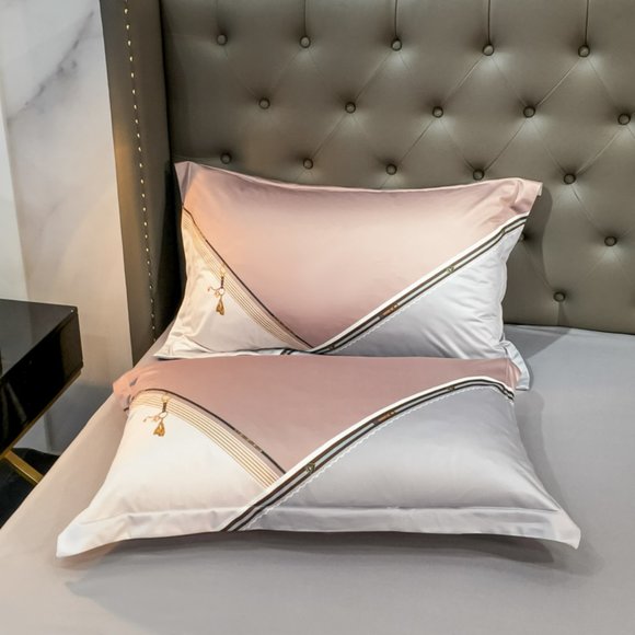 Luxury Brushed Cotton Bedding Set of Four - Picture 14 of 15